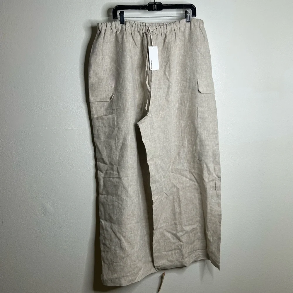 NWT Reformation 100% Linen Ethan Relaxed Fit Cargo Wide Leg Pant in Oatmeal